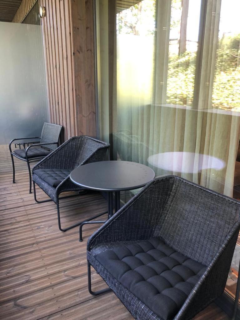 Aparthotel Osobnyak Jūrkalne Exterior foto