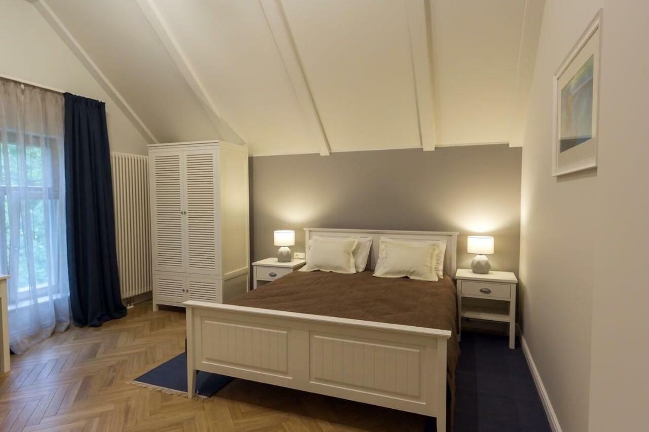 Aparthotel Osobnyak Jūrkalne Exterior foto